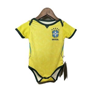 brasil drakt baby 2026-2027 hjemme