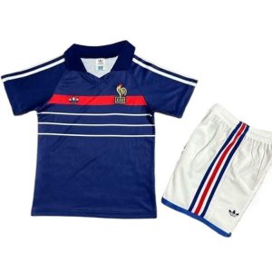 frankrike retro barn drakt hjemme 1984