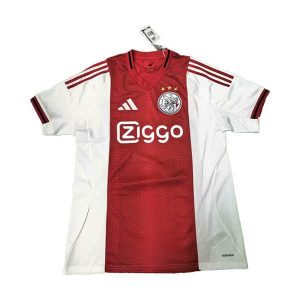 ajax drakt hjemme 2025-2026
