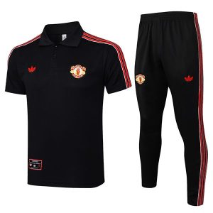 trenings manchester united svart rod 2025-2026 polo sett