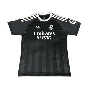 real madrid drakt keeper svart stripete 2025-2026
