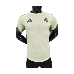 real madrid drakt spesialutgave spillerversjon kys gul 2025-2026