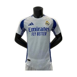 real madrid drakt spesialutgave spillerversjon hvit bla 2025-2026