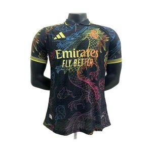 real madrid drakt spesialutgave spillerversjon svart regnbuefarget dragon 2025-2026